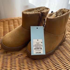 Cat and Jack faux shearling boots size 8 toddler